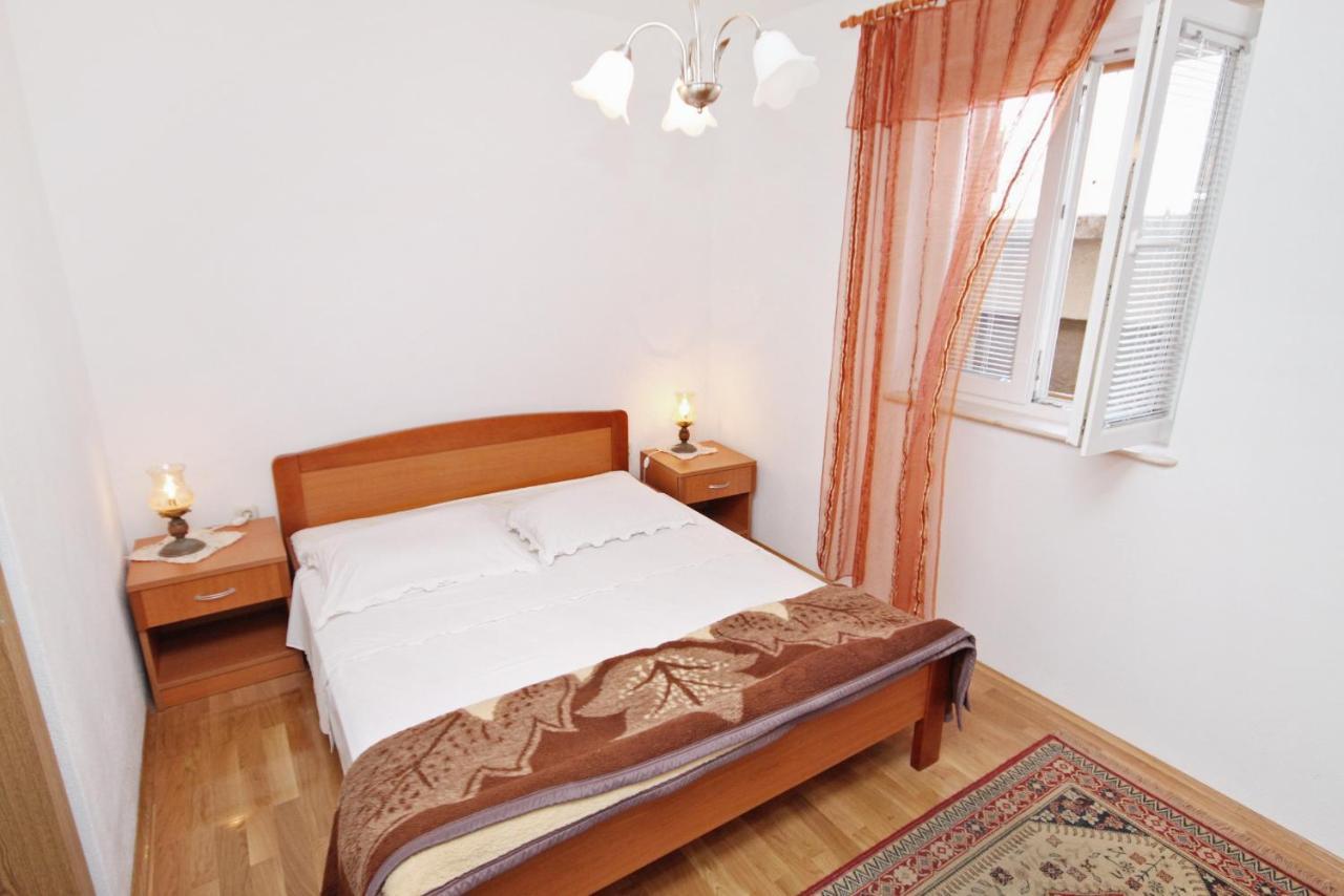 Apartments With A Parking Space Supetar, Brac - 6037 Ngoại thất bức ảnh